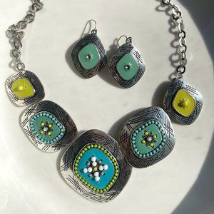 Southwest-inspired necklace and earring set